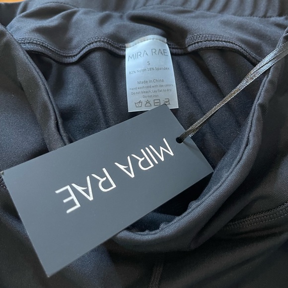 Mira Rae Black Embroidered Mesh Leggings - Picture 5 of 6